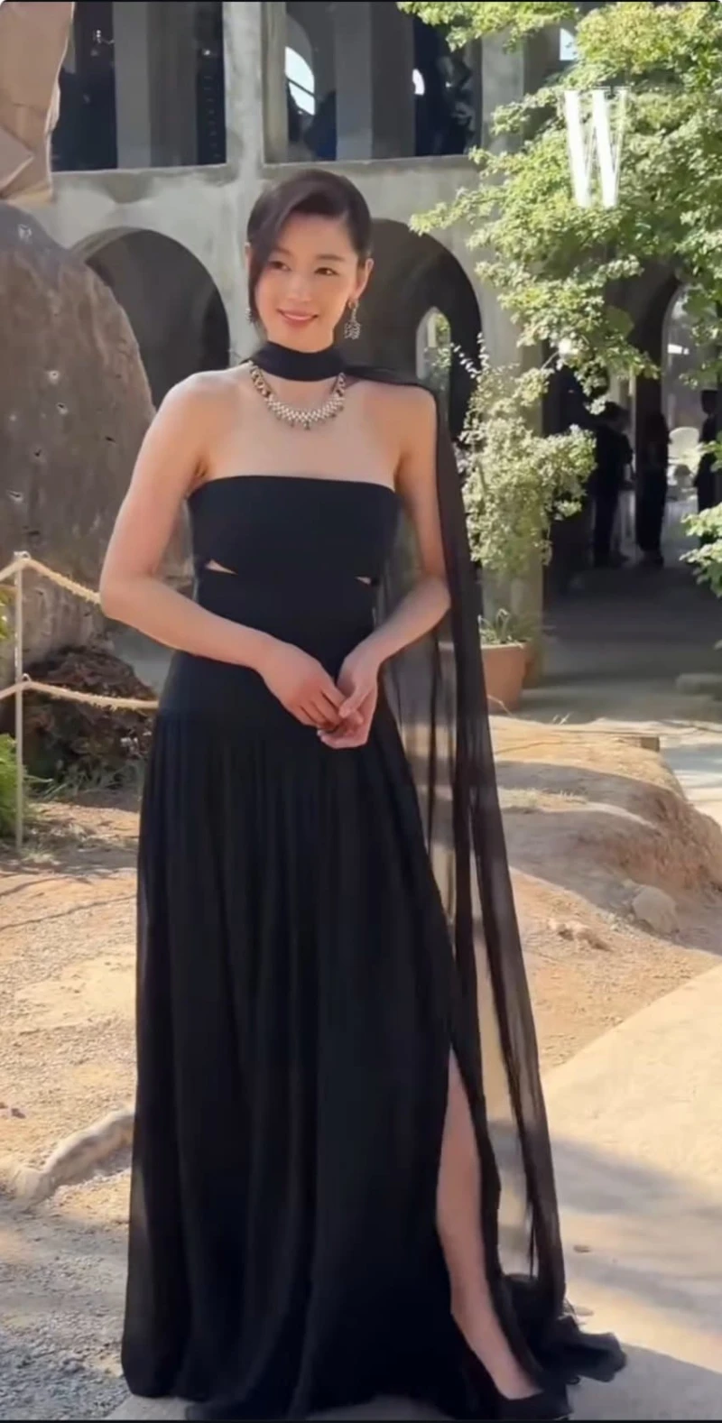 오늘 전지현 아줌마.jpg