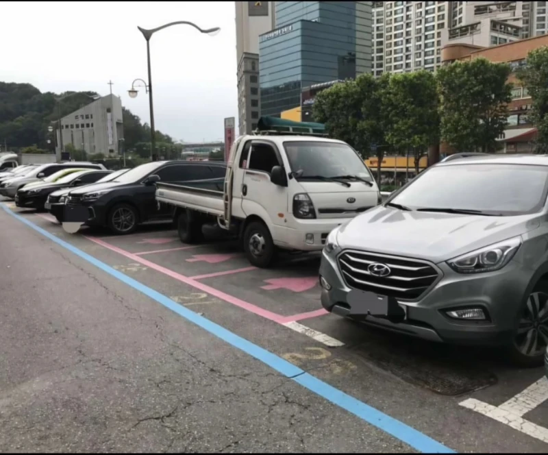 상남자의 주차장 참교육..jpg