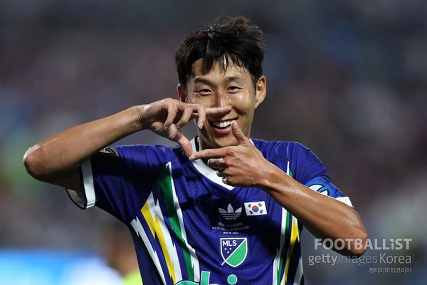 'MLS 올스타 주장' 손흥민, 유니폼에 태극기 달고 멀티골 대폭발! MLS 올스타, 멕시코 올스타에 4-3 승리