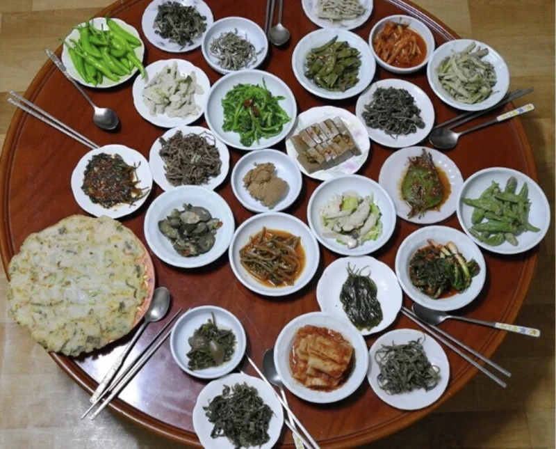 어른  밥상..