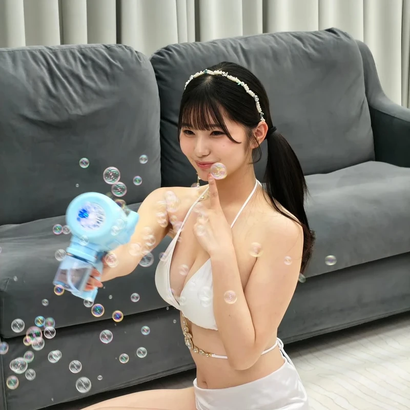 마시로 사나 (Sana Mashiro)