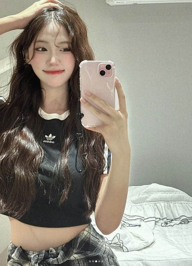 몸매 좋은 신입 치어리더 등장-3