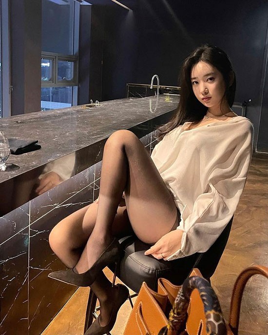 홀터넥 하이래그 신재은-4