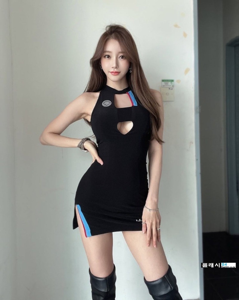 ㅇㅎ)꽉채우는 레이싱 모델 한지은
