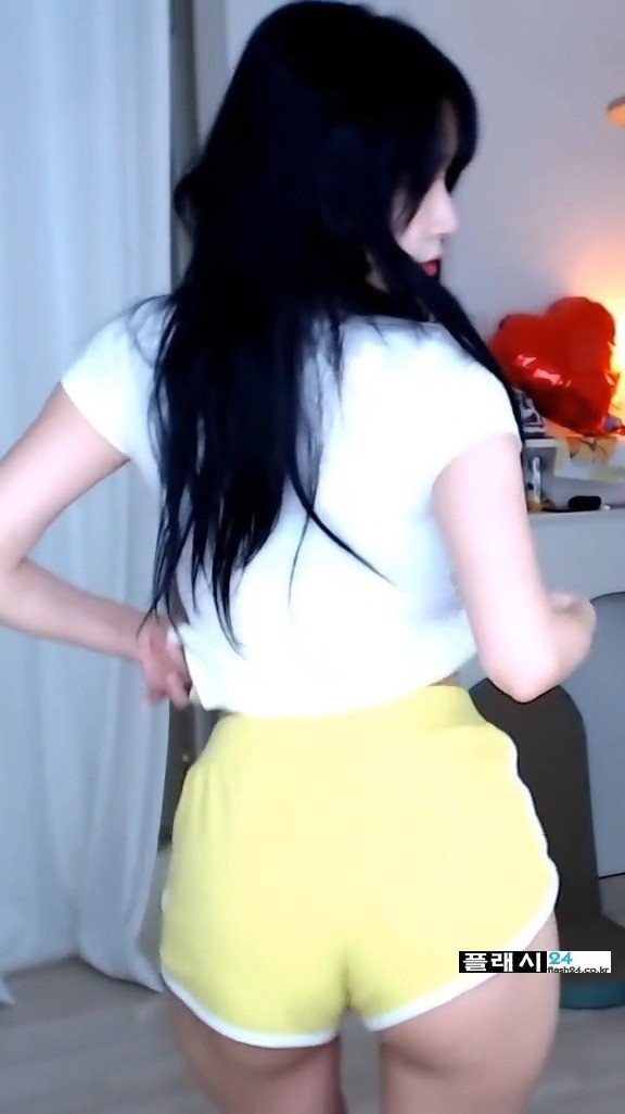 뒤태가 훌륭한 BJ 이아린 돌핀 팬츠-4