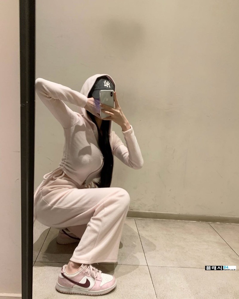 얼굴과 몸매가 매치가 안되는 이연송