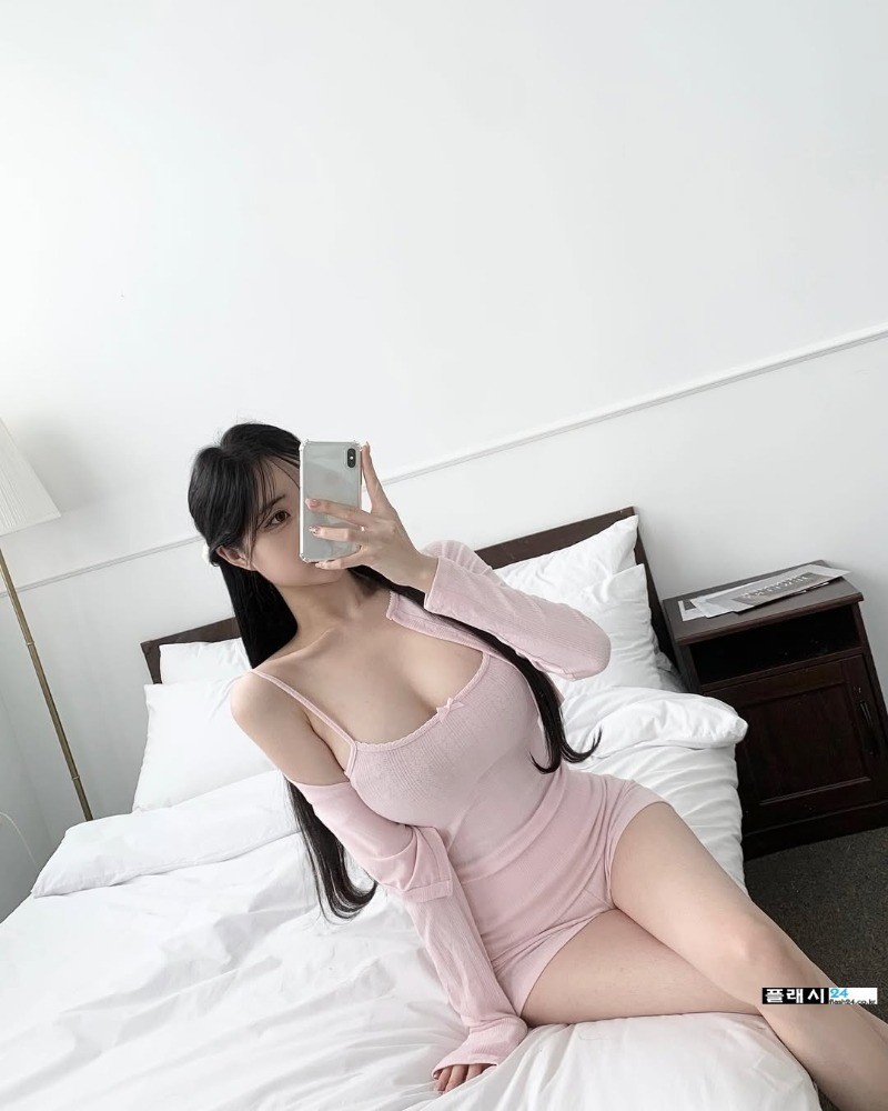 얼굴과 몸매가 매치가 안되는 이연송-6