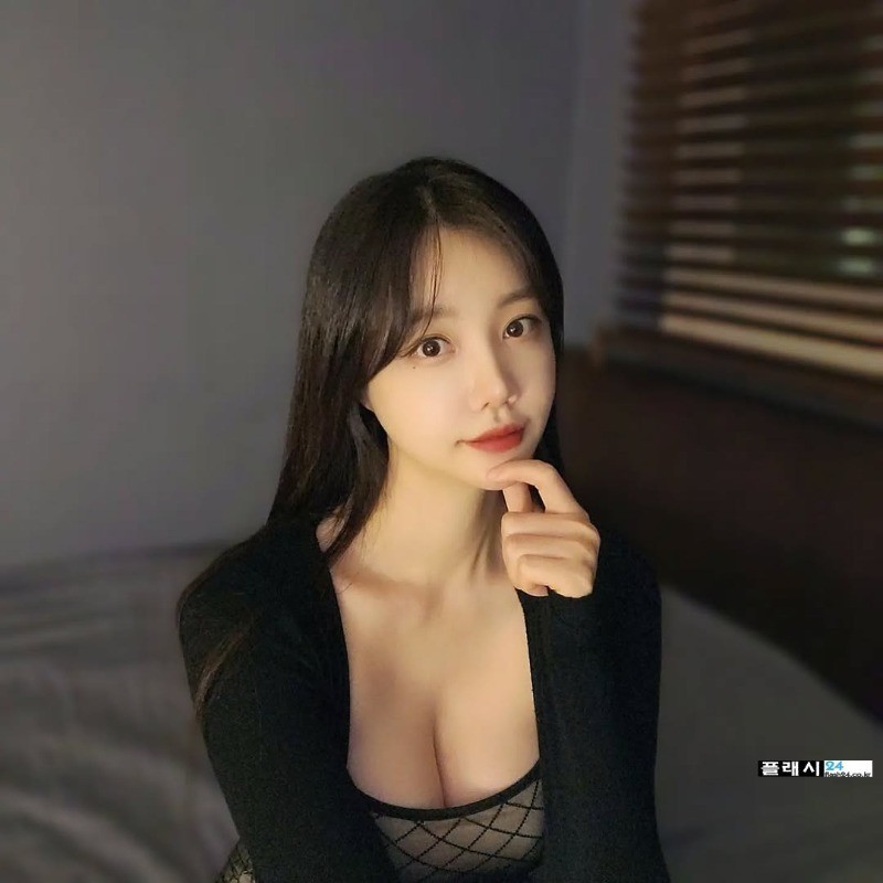 홍지연 레이싱모델 사이즈 장난 없다-10