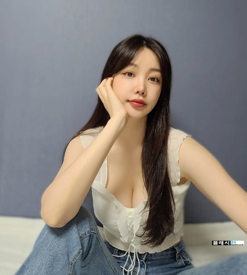 홍지연 레이싱모델 사이즈 장난 없다-11