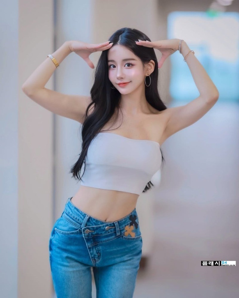 ㅇㅎ)나고야 럼블 라운드걸 모델 김미진 실한 뒤태