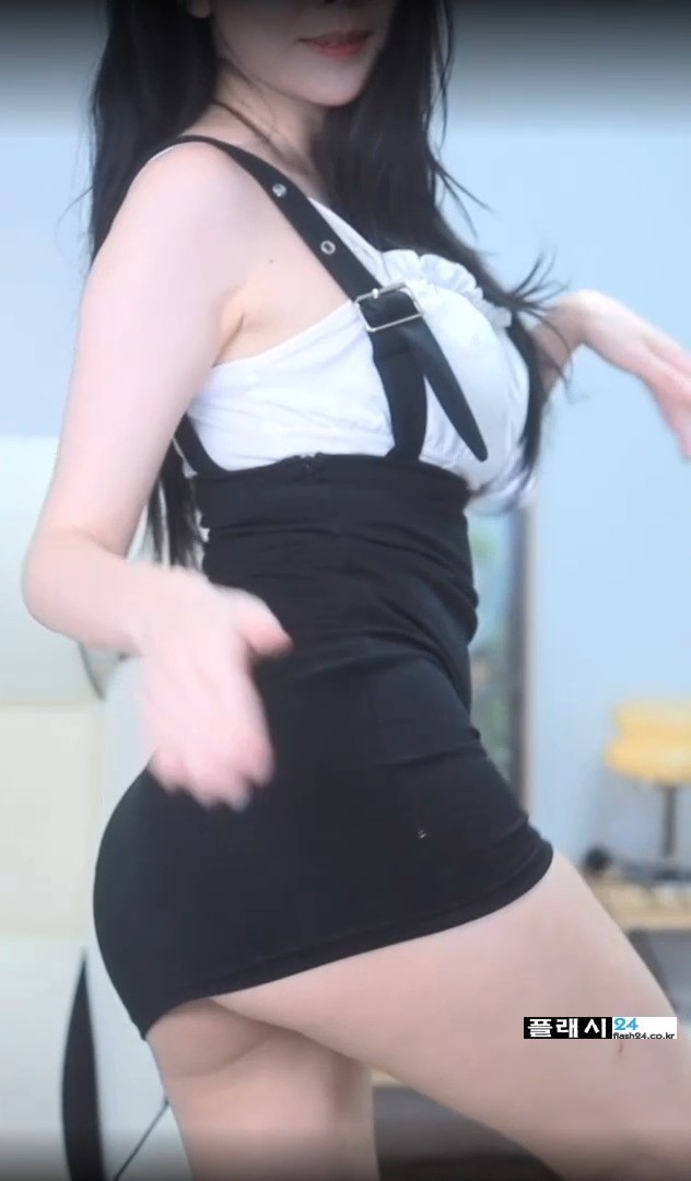 한발 살짝 뛰어주는 이아린-2