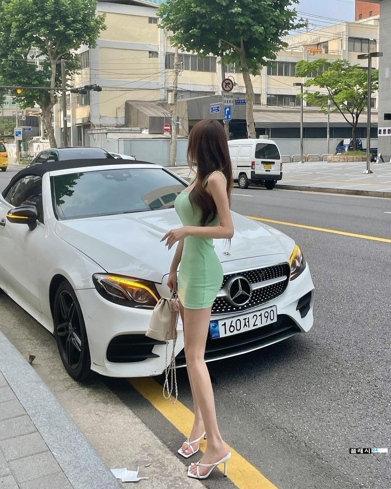 남자들 유혹하기 딱 좋은 패션-15