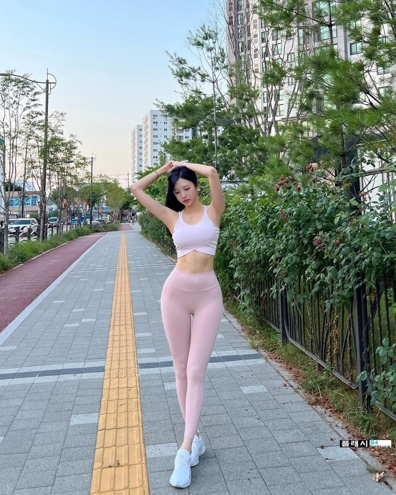 ㅇㅎ)길에서 보면 무조건 연락처부터 신이지-11