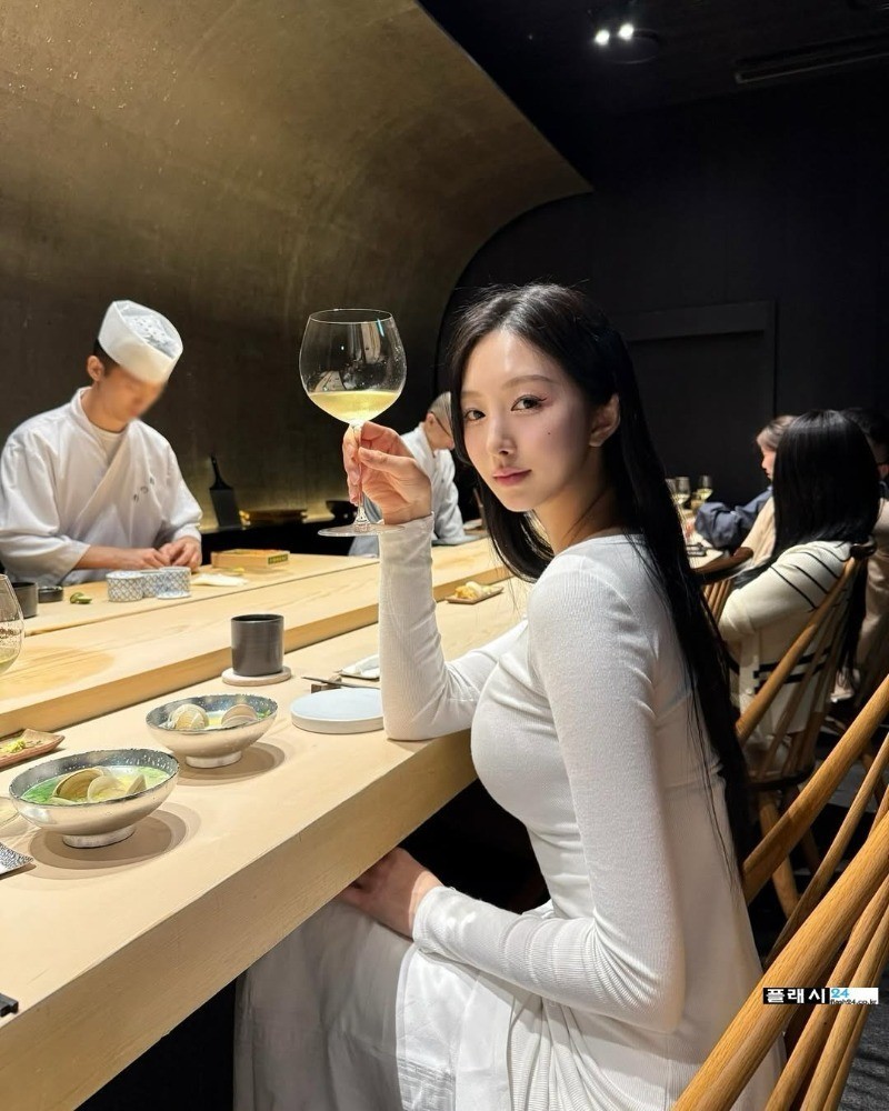 ㅇㅎ)길에서 보면 무조건 연락처부터 신이지-13