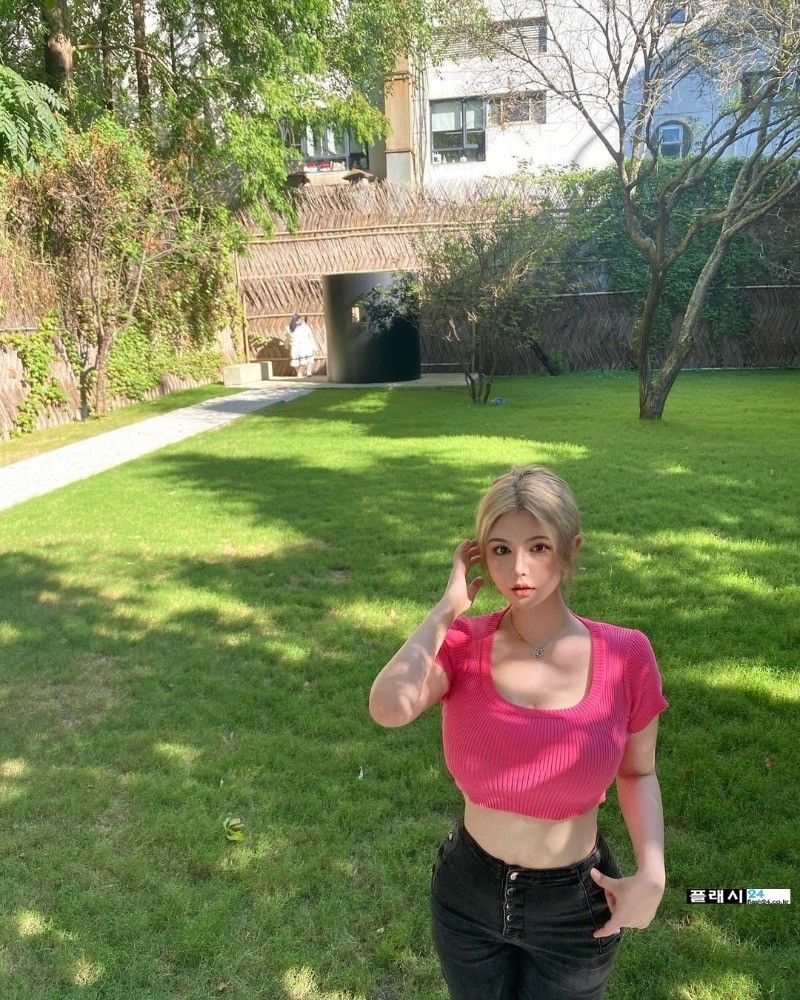 ㅇㅎ)AI인줄 알았다는 금 단발 누나-11