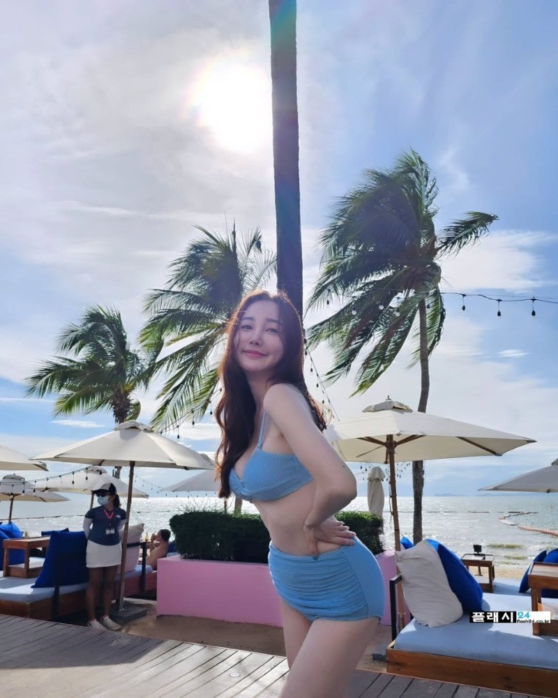 모델 이가은 휴가중 수영복-3