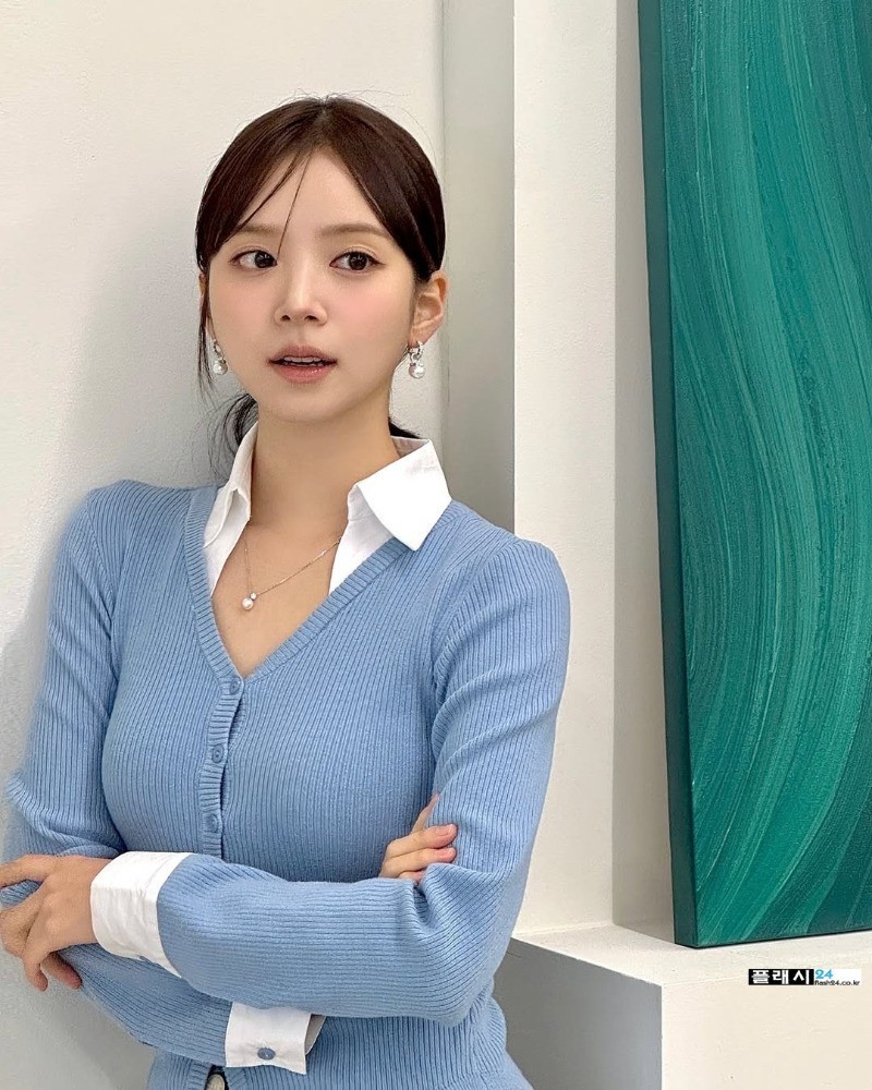 ㅇㅎ)하트시그널4' 김지영 배텐 봉긋한 가디건