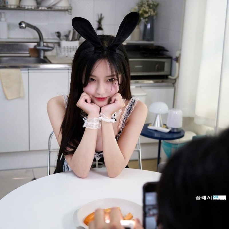 ㅇㅎ)BJ 박민정 토끼 메이드복-9