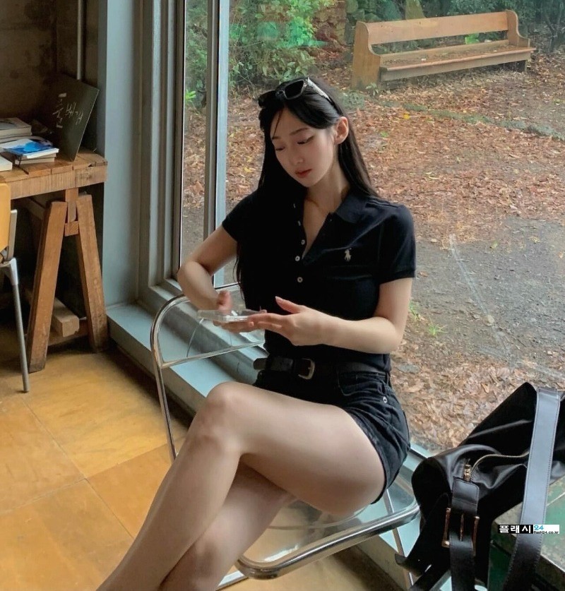 ㅇㅎ)다리꼰 누나의 이상적인 허벅지-2