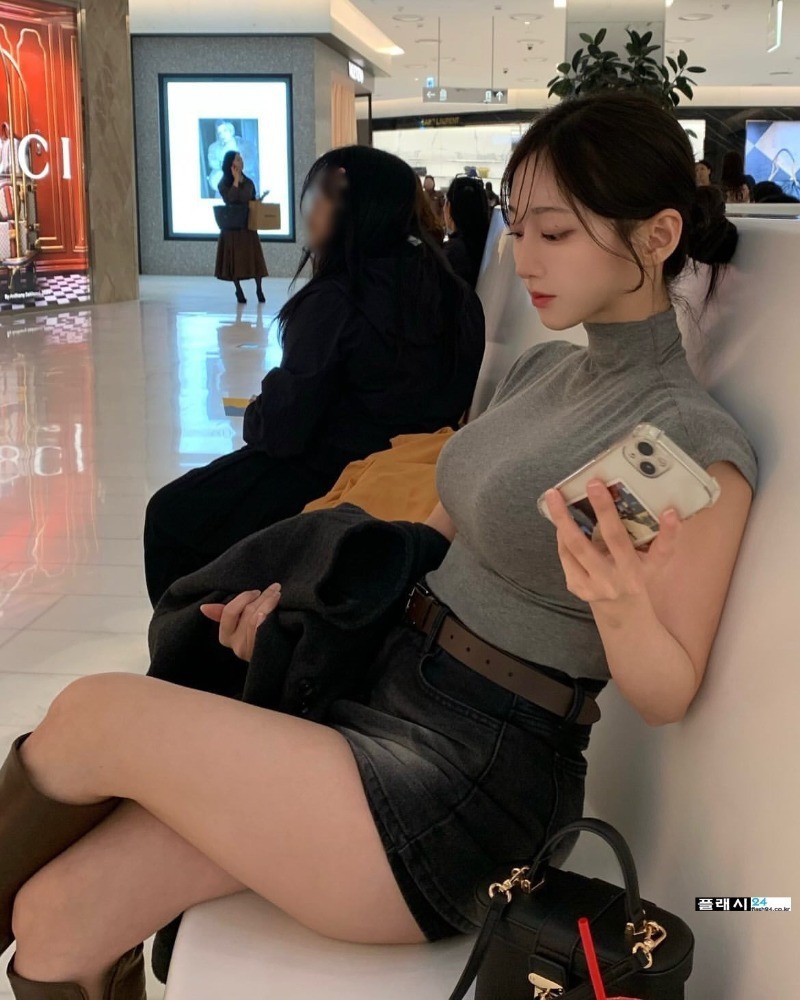 ㅇㅎ)다리꼰 누나의 이상적인 허벅지-7