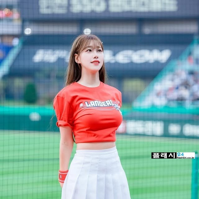 치어리더 김도아 뭐가 이렇게 과감하냐-8