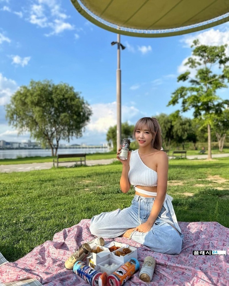 ㅇㅎ)묵직하고 좋은 레이싱모델 강이나-8