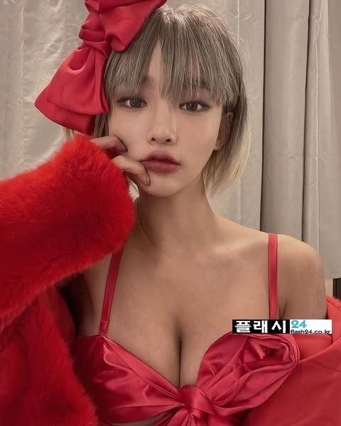 모델 지성 이건 참을수없지-9