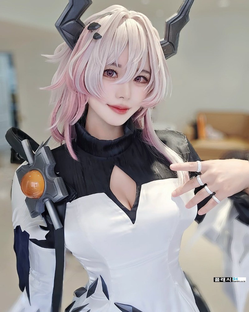 코스프레 1티어 나리땽 인스타그램-14