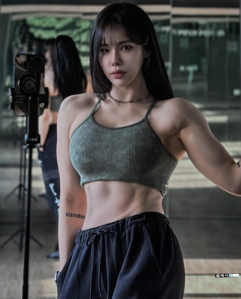 ㅇㅎ)운동하는 처자의 호불호 몸매-6