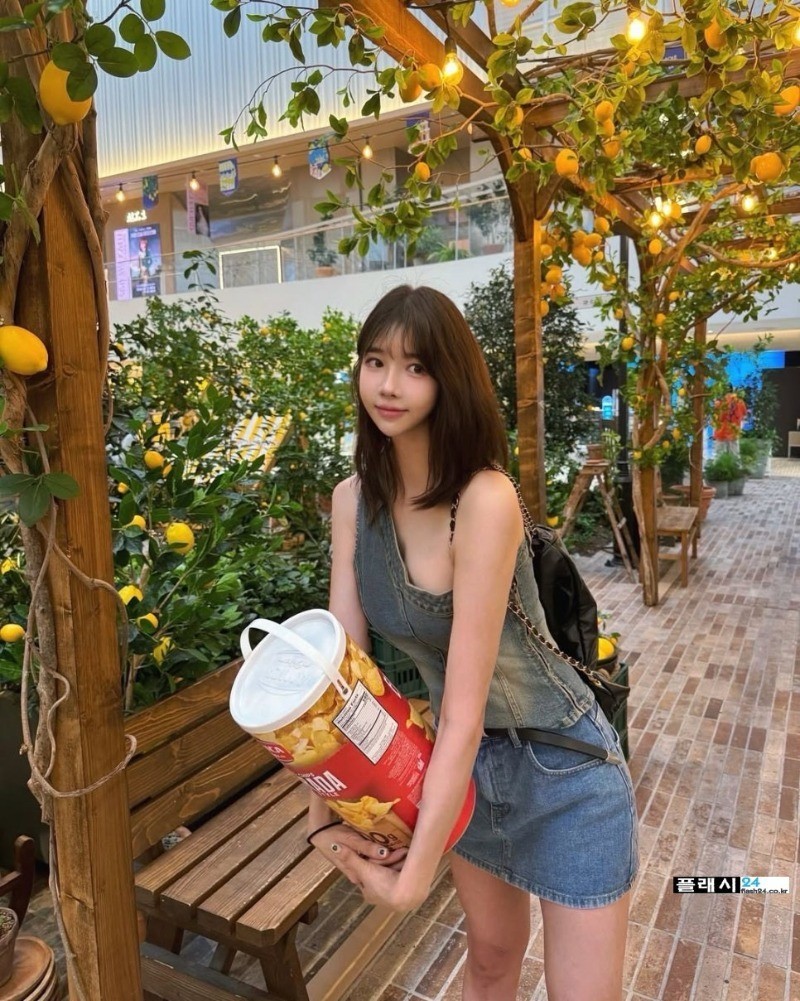 레이싱모델 유다솜 데이트 여친룩-3