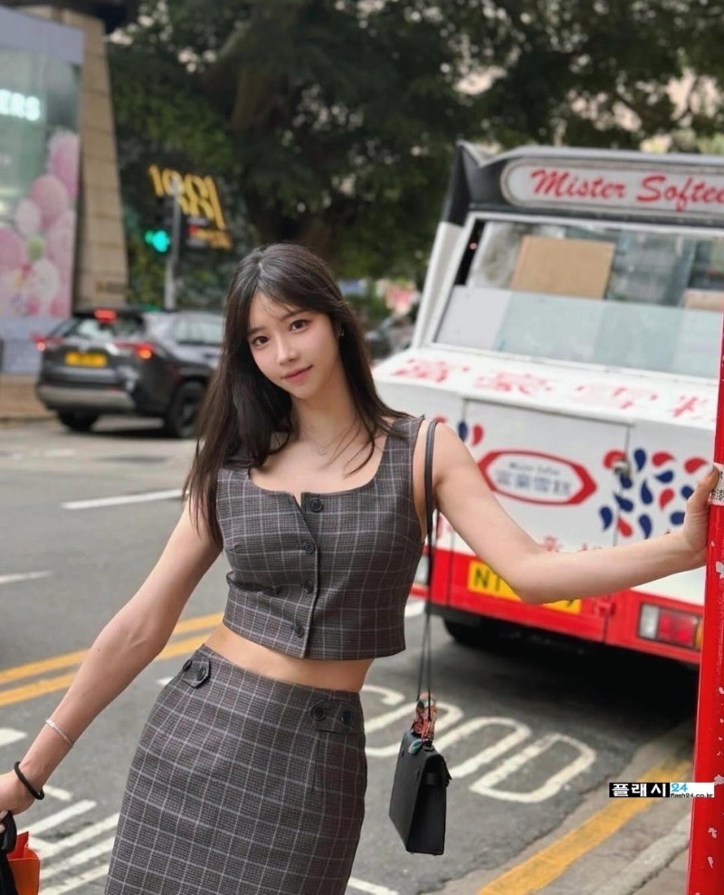 레이싱모델 유다솜 데이트 여친룩-7