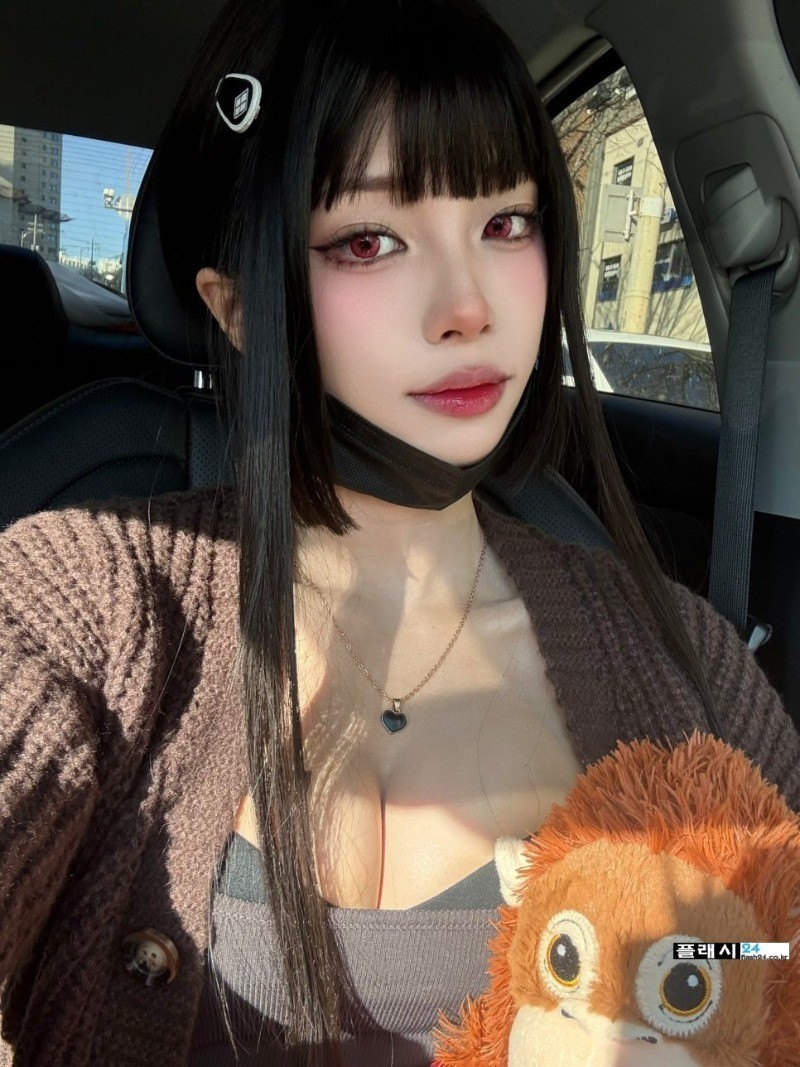 ㅇㅎ)반쮸 코스어 너 이렇게 셀카 촬영할거야-10