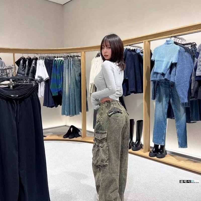 ㅇㅎ)주말에 이런 여친 정도는 만나줘야-5