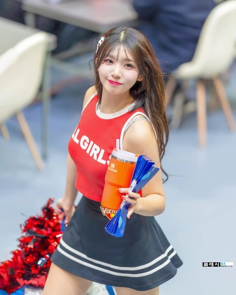 은퇴 선언한 염세빈 치어리더-15