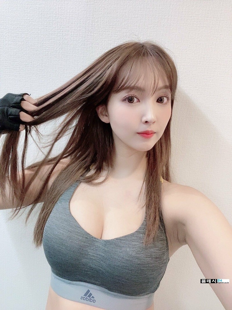 ㅇㅎ)좋은것만 남기고 떠난 미카미유아-12