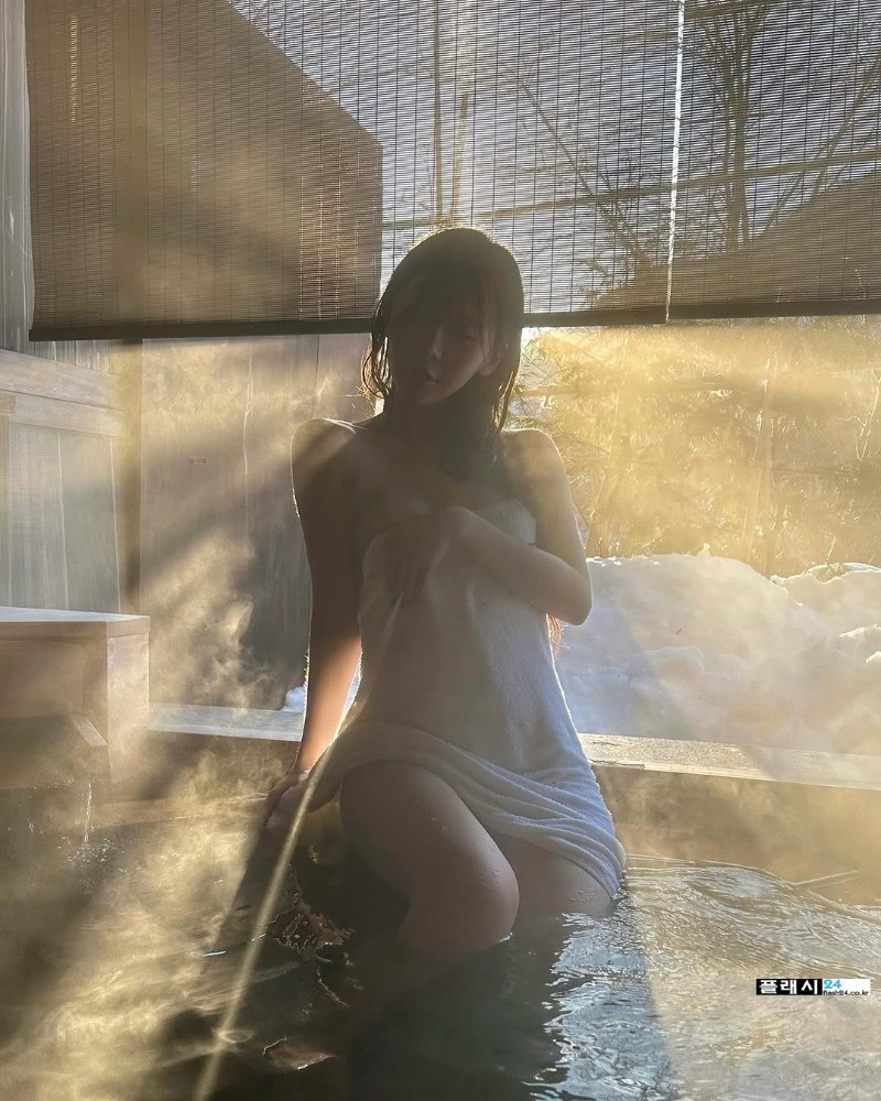 쏘블리 수건 한장만 걸치고 온천-6
