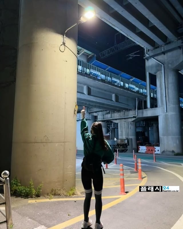 믿고 본다는 운동하는 엄소진 누나-6