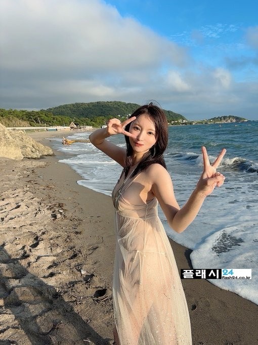 3월 마돈나로 데뷔하는 초대형 신인 배우 니이즈마 유카-2