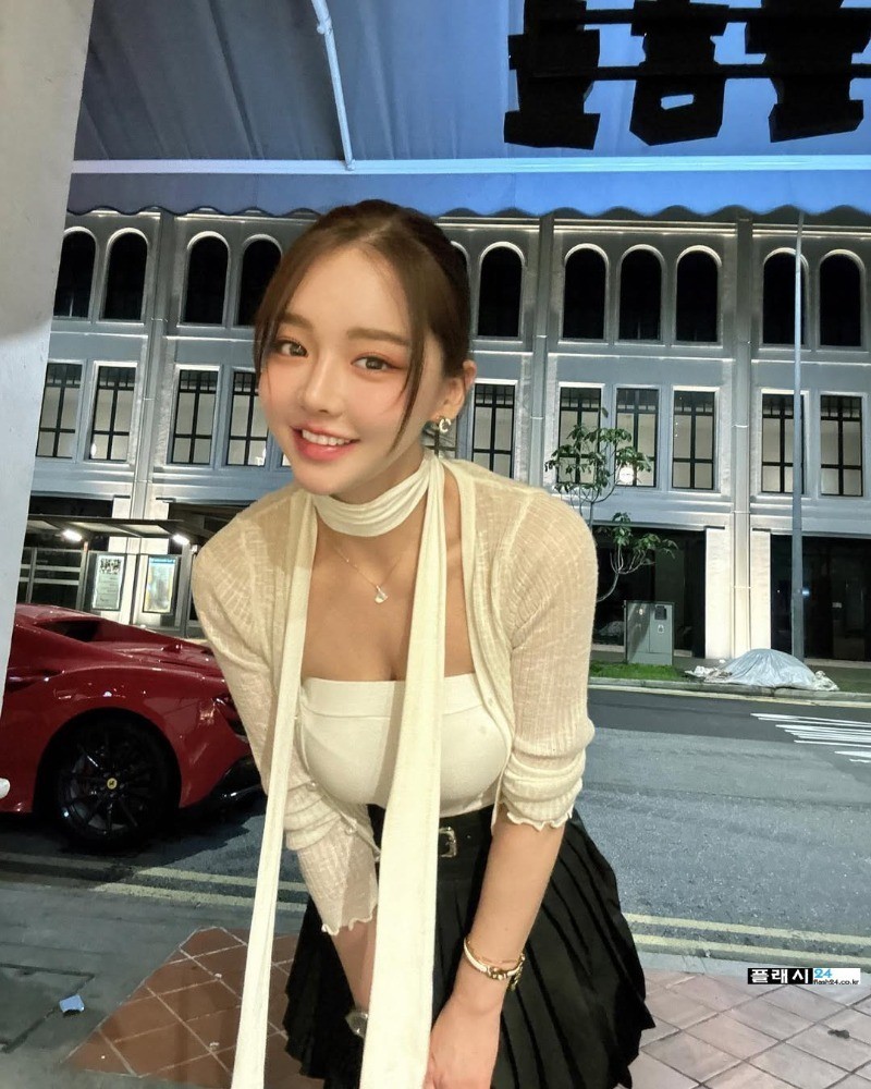유진 모델 데이트룩 반하겠네-6