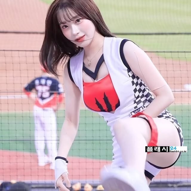 ㅇㅎ)이주은 치어리더가 인기 많을 수밖에 없는 이유-12
