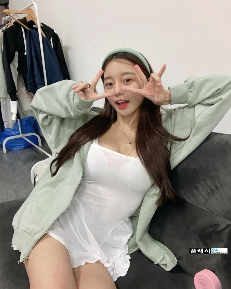 ㅇㅎ)주말에 보게되는 여자친구 데이트 시점-9