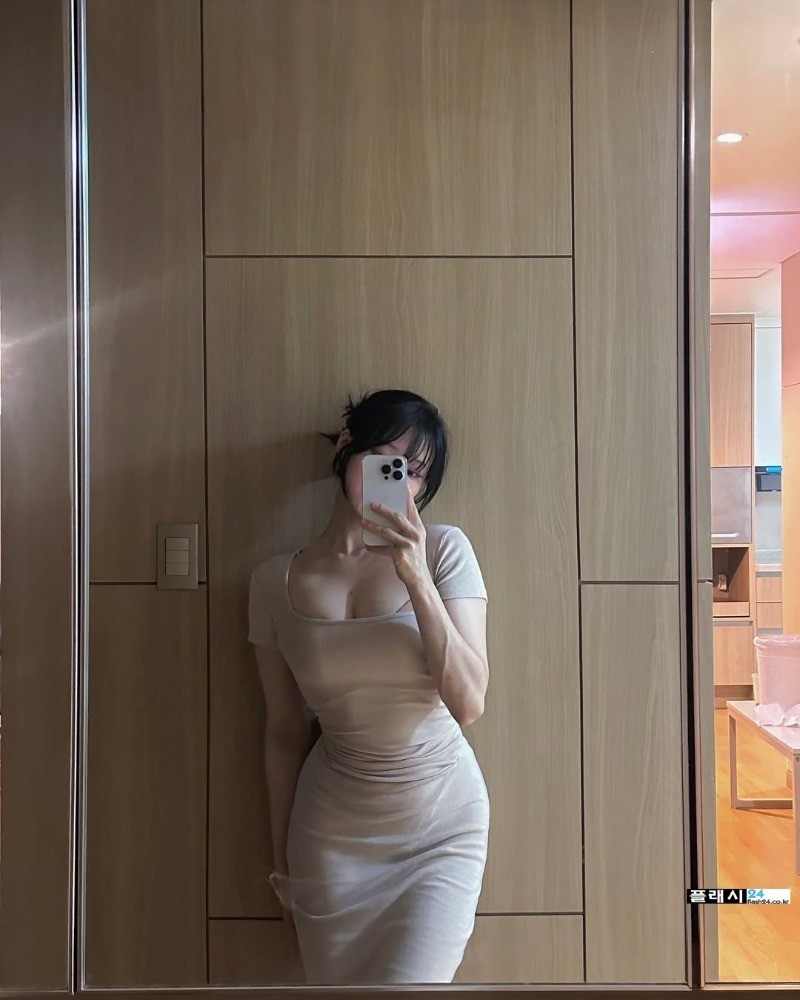 명아츄 셀카 몸매-3