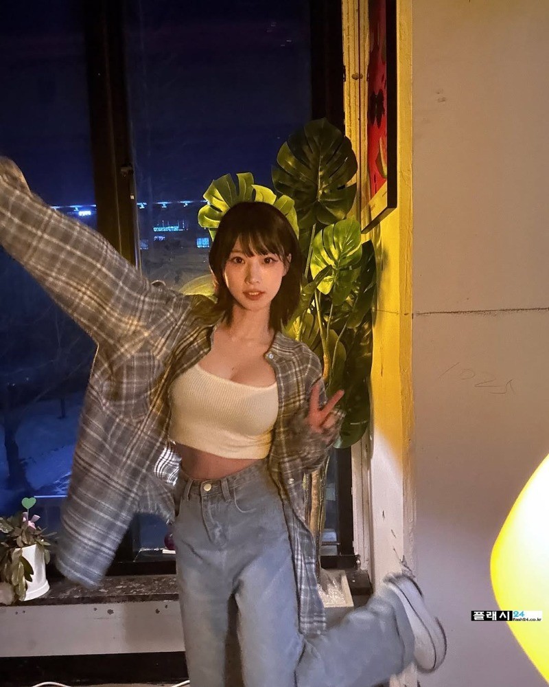명아츄 셀카 몸매-10
