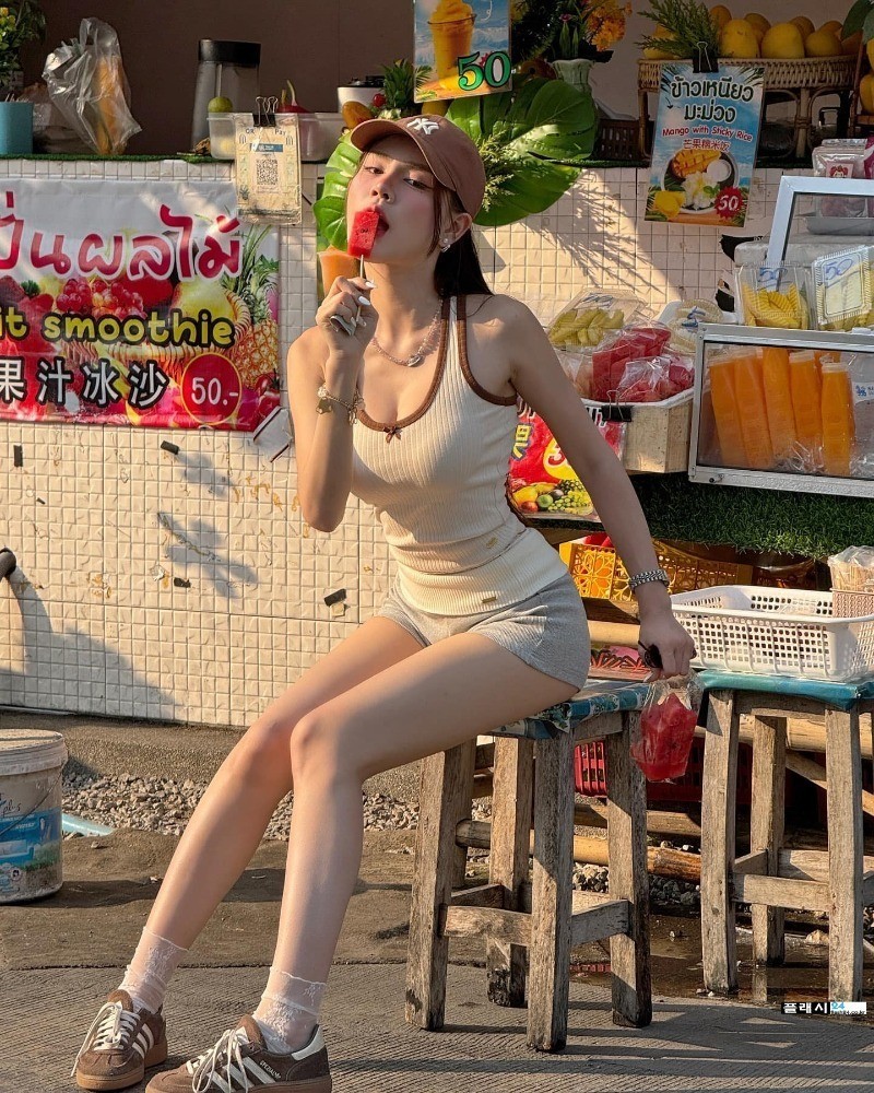 출근하는 말레이시아 카페 사장님-7