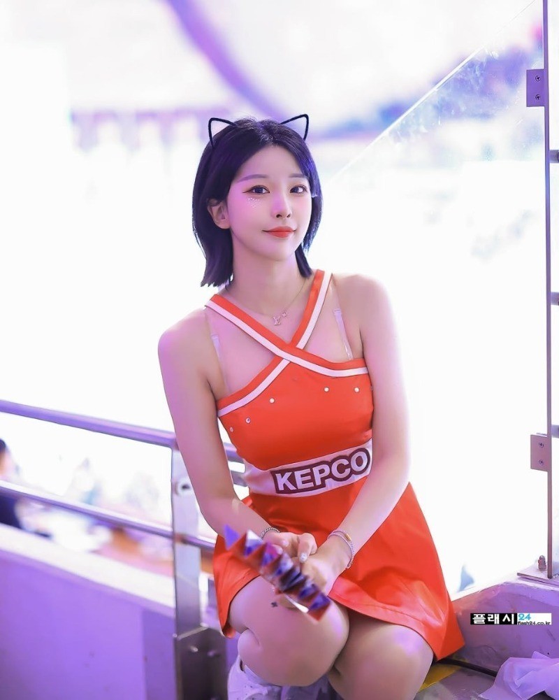 ㅇㅎ)치어리더 천소윤 잘 발달된 힙라인-9