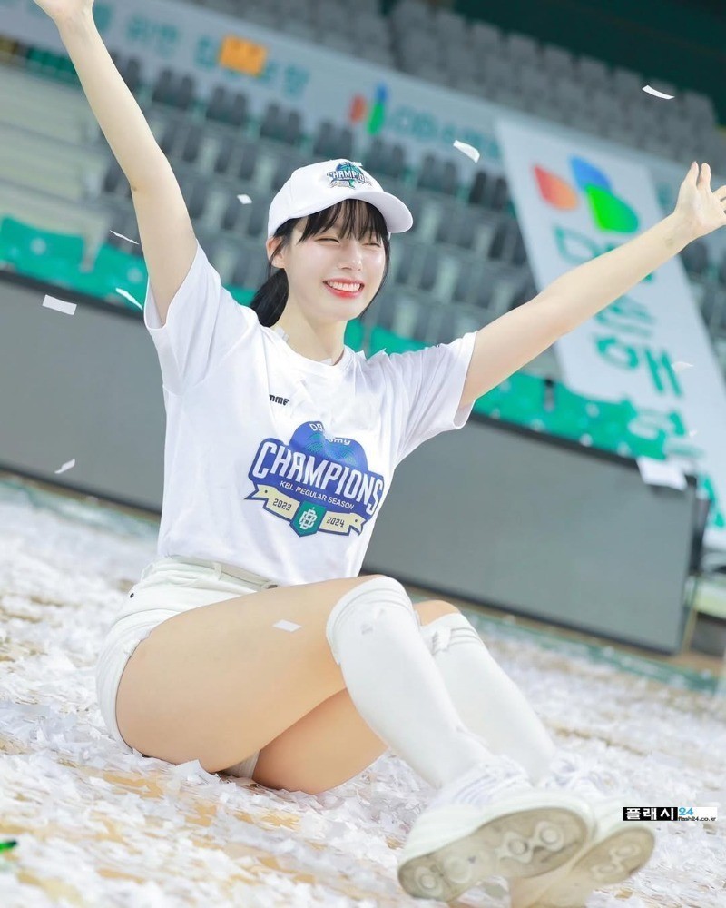 대만 라쿠텐 이적한 하지원 치어리더-7
