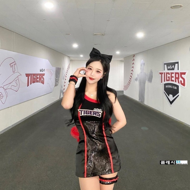 ㅇㅎ)색끼 쩌는 유세리 치어리더-5
