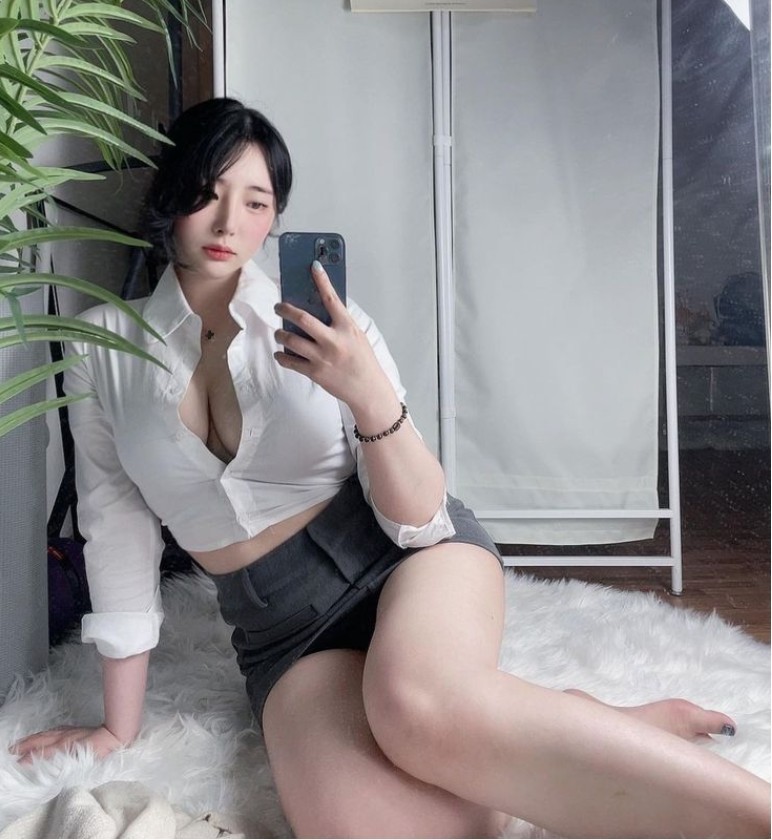 요즘은 예쁜데 몸매까지 미침-4