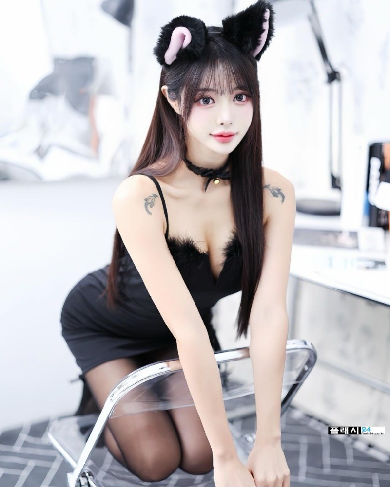 ㅇㅎ)볼륨감 넘치는 오징어게임 레이싱 모델 소희-8