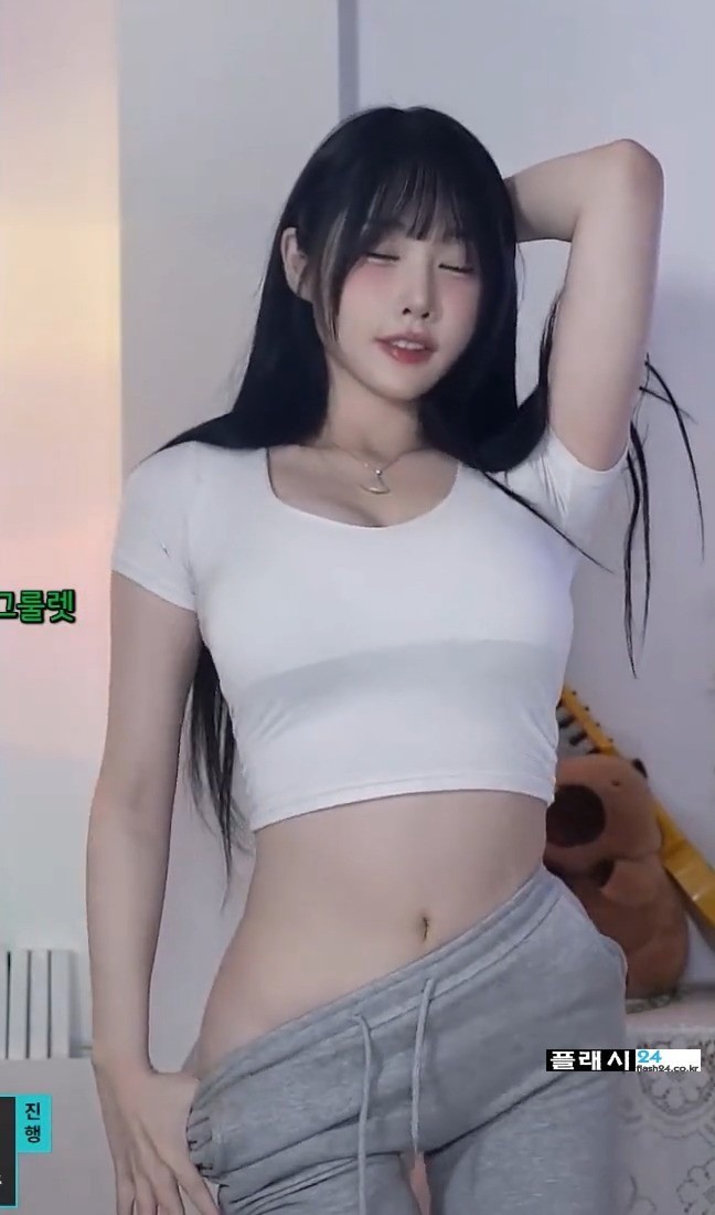 치골 강조하는 한갱 회색 츄리닝-3